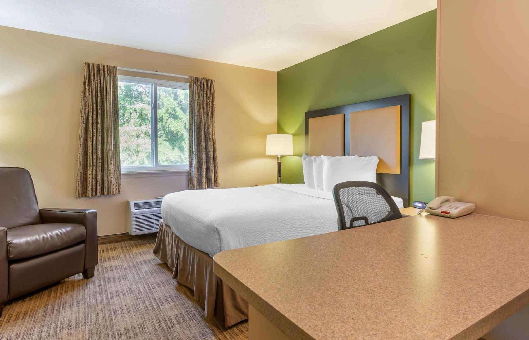 Extended Stay America Suites - Raleigh - Cary - Harrison Ave Εξωτερικό φωτογραφία