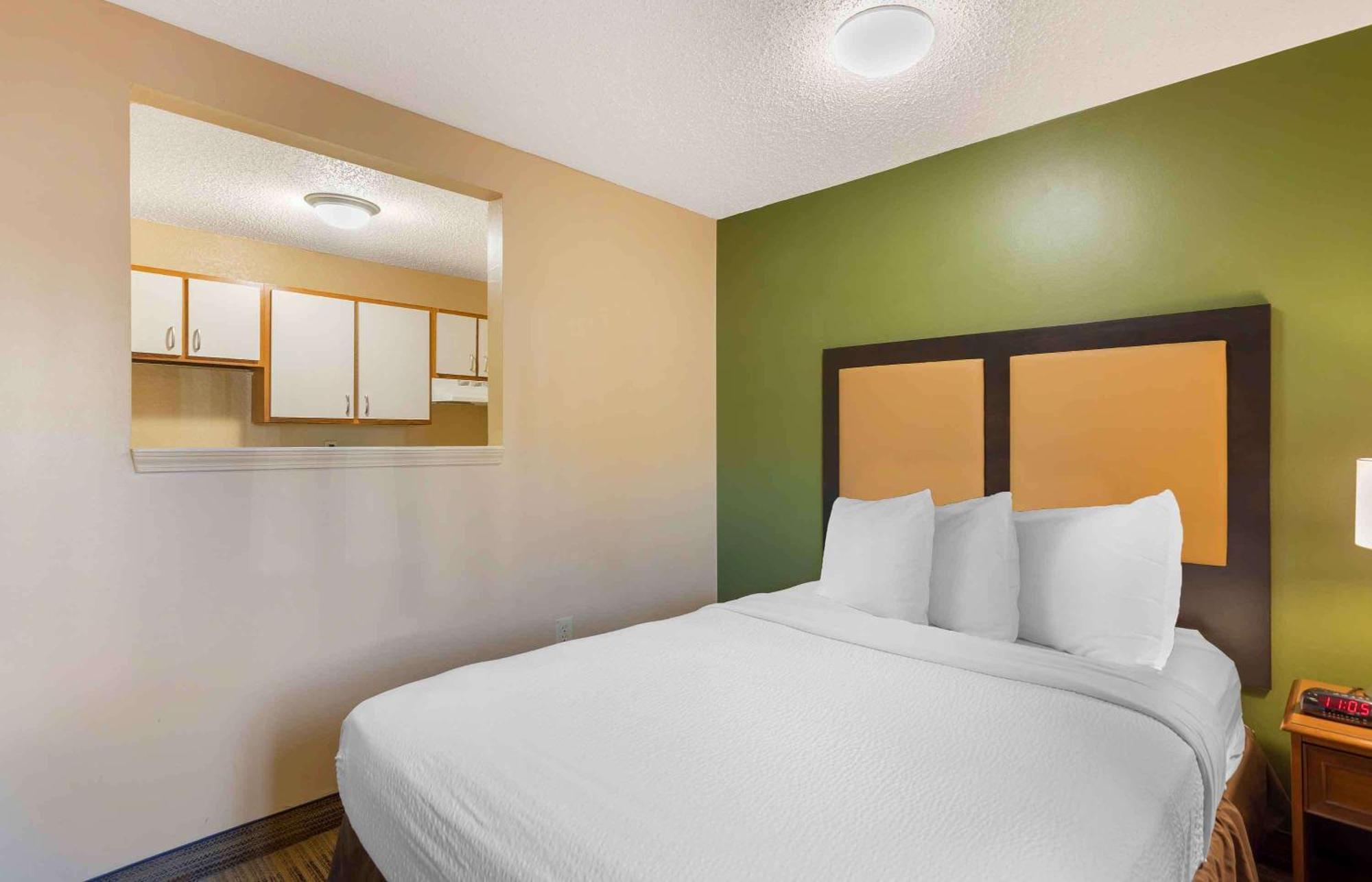 Extended Stay America Suites - Raleigh - Cary - Harrison Ave Εξωτερικό φωτογραφία