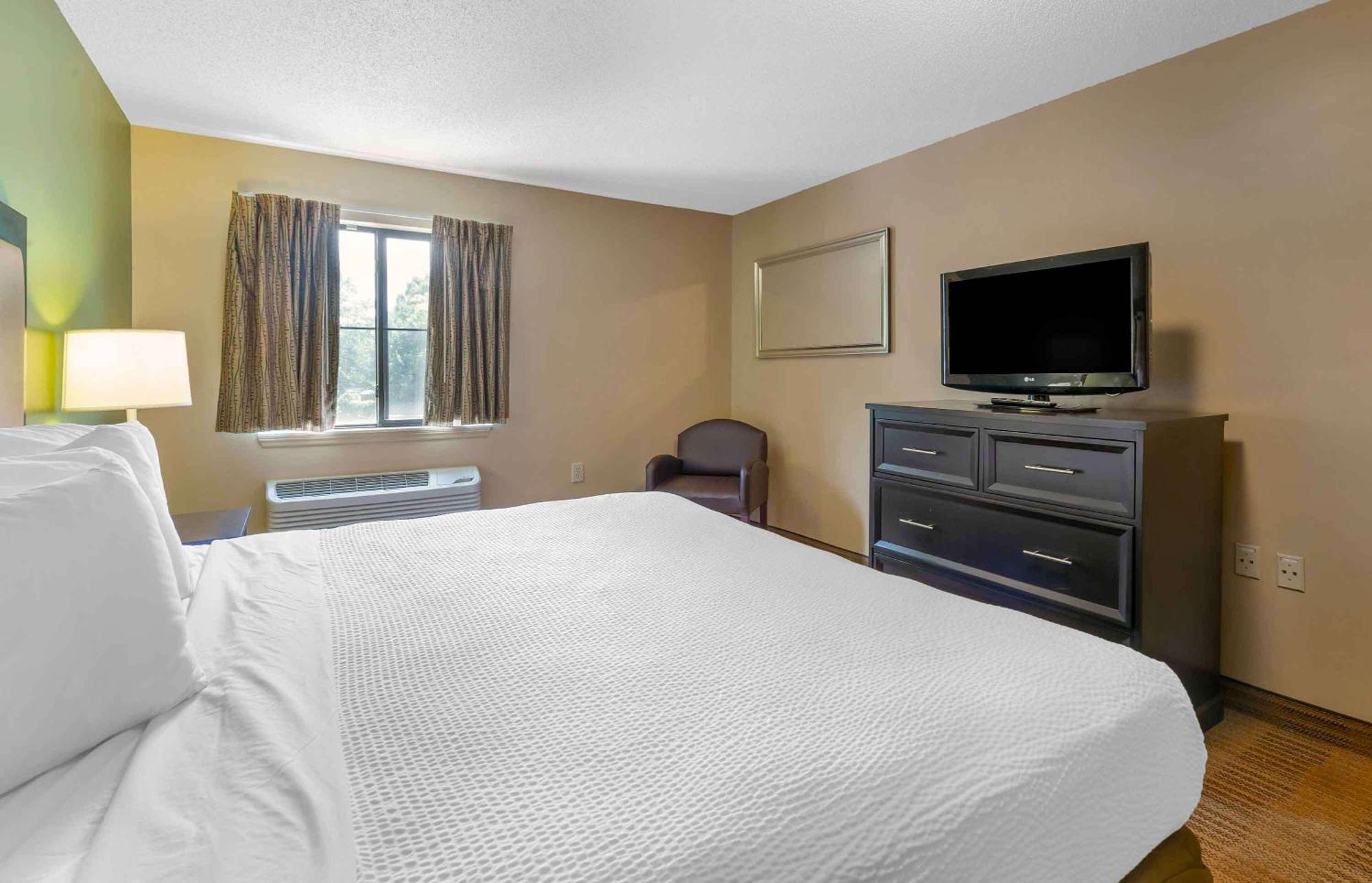 Extended Stay America Suites - Raleigh - Cary - Harrison Ave Εξωτερικό φωτογραφία