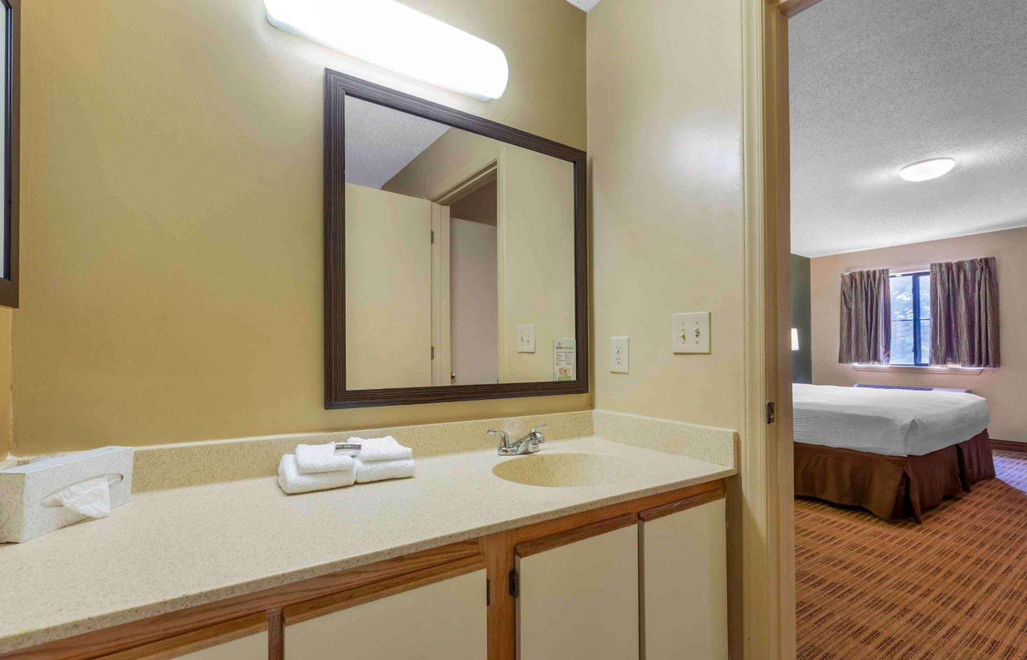 Extended Stay America Suites - Raleigh - Cary - Harrison Ave Εξωτερικό φωτογραφία