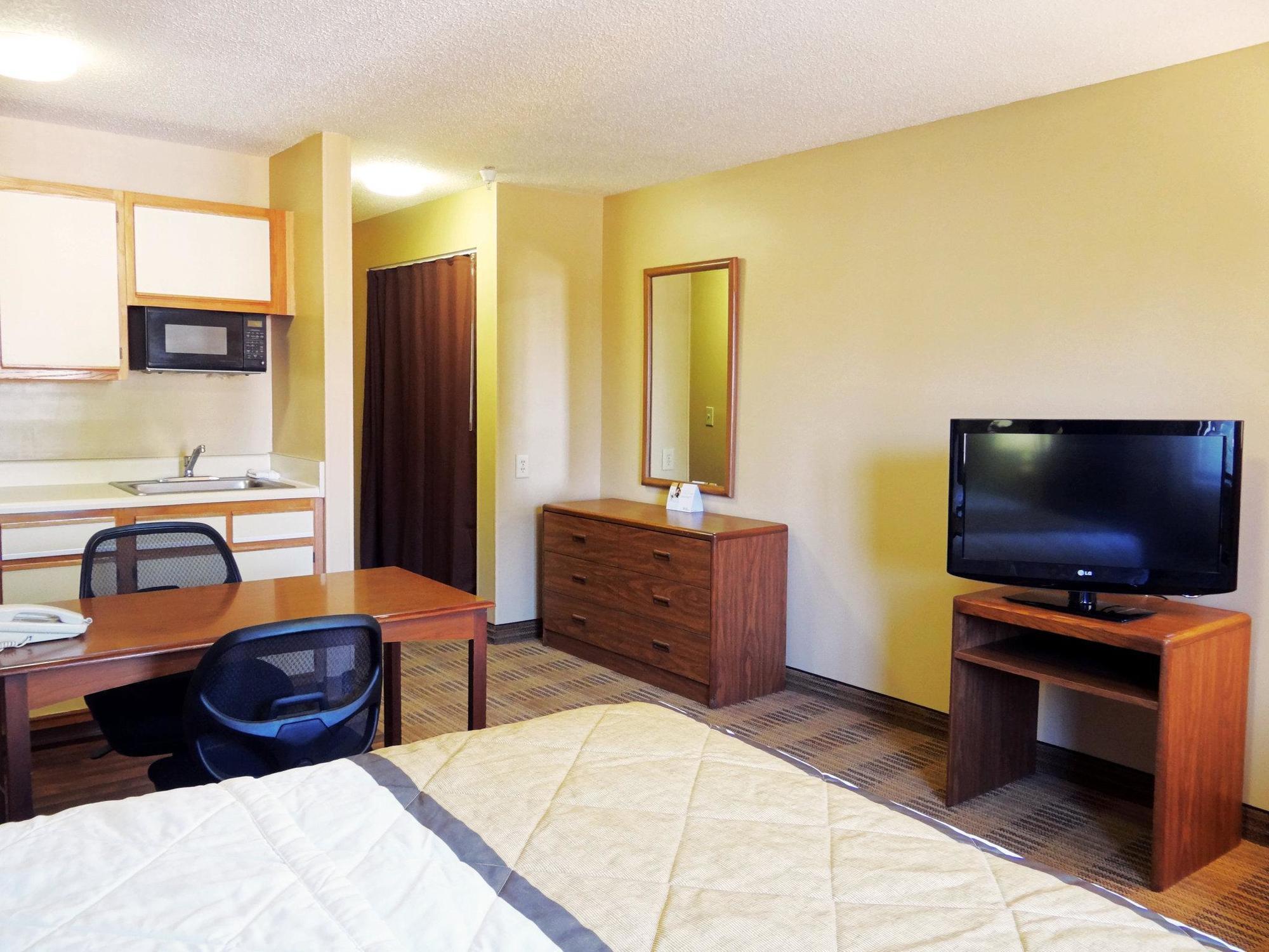 Extended Stay America Suites - Raleigh - Cary - Harrison Ave Εξωτερικό φωτογραφία